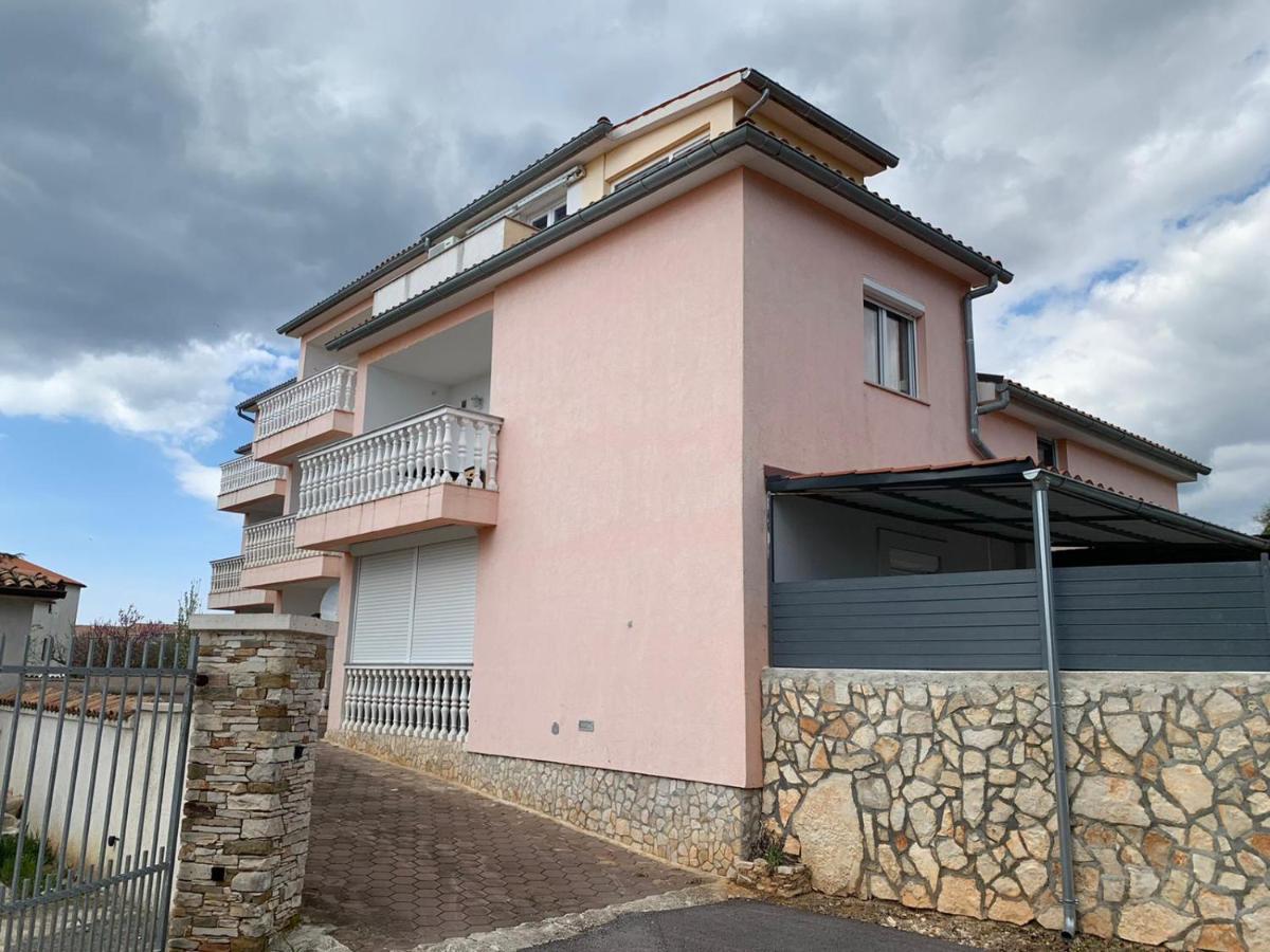Apartman Dobric Фажана Екстер'єр фото