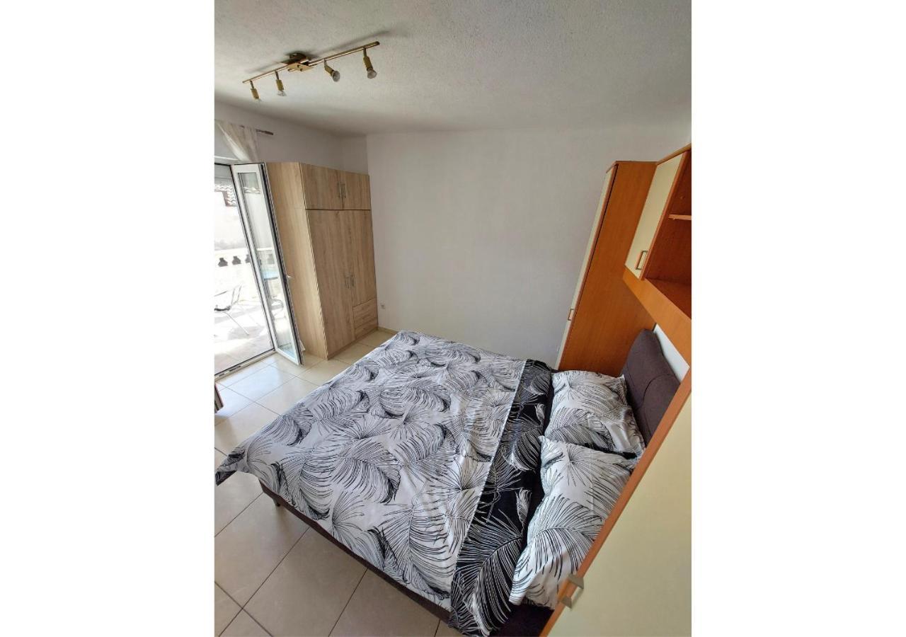 Apartman Dobric Фажана Екстер'єр фото